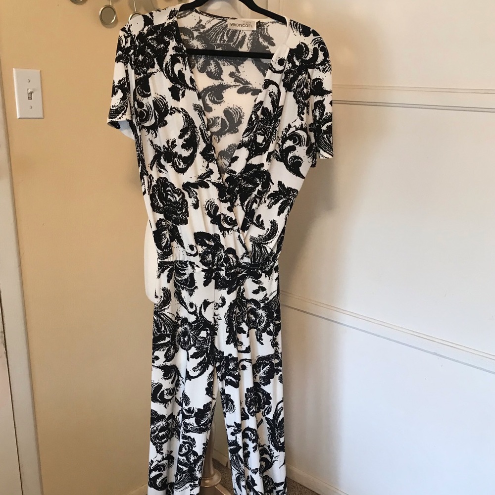 Veronica M Jumpsuit size Small